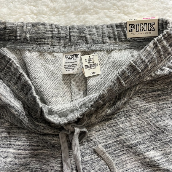 VS PINK Bling Flower Boyfriend Shorts XS - Picture 9 of 10